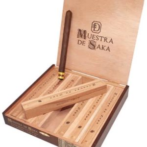 MUESTRA DE SAKA NACATAMALE 6X48 7CT. BOX