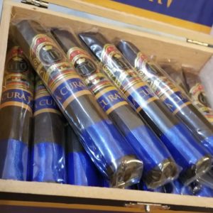 GTO La Cura Maduro Robusto 5x52 Blue 24CT BOX