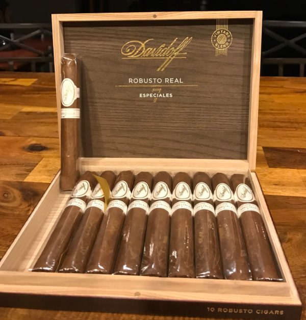 DAVIDOFF ROBUSTO REAL ESPECIALES 7 single