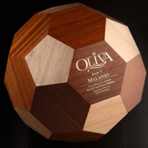 OLIVA V MELANIO 6X60 DOUBLE TORO 20ct. with Soccer Ball Humidor TOVE279